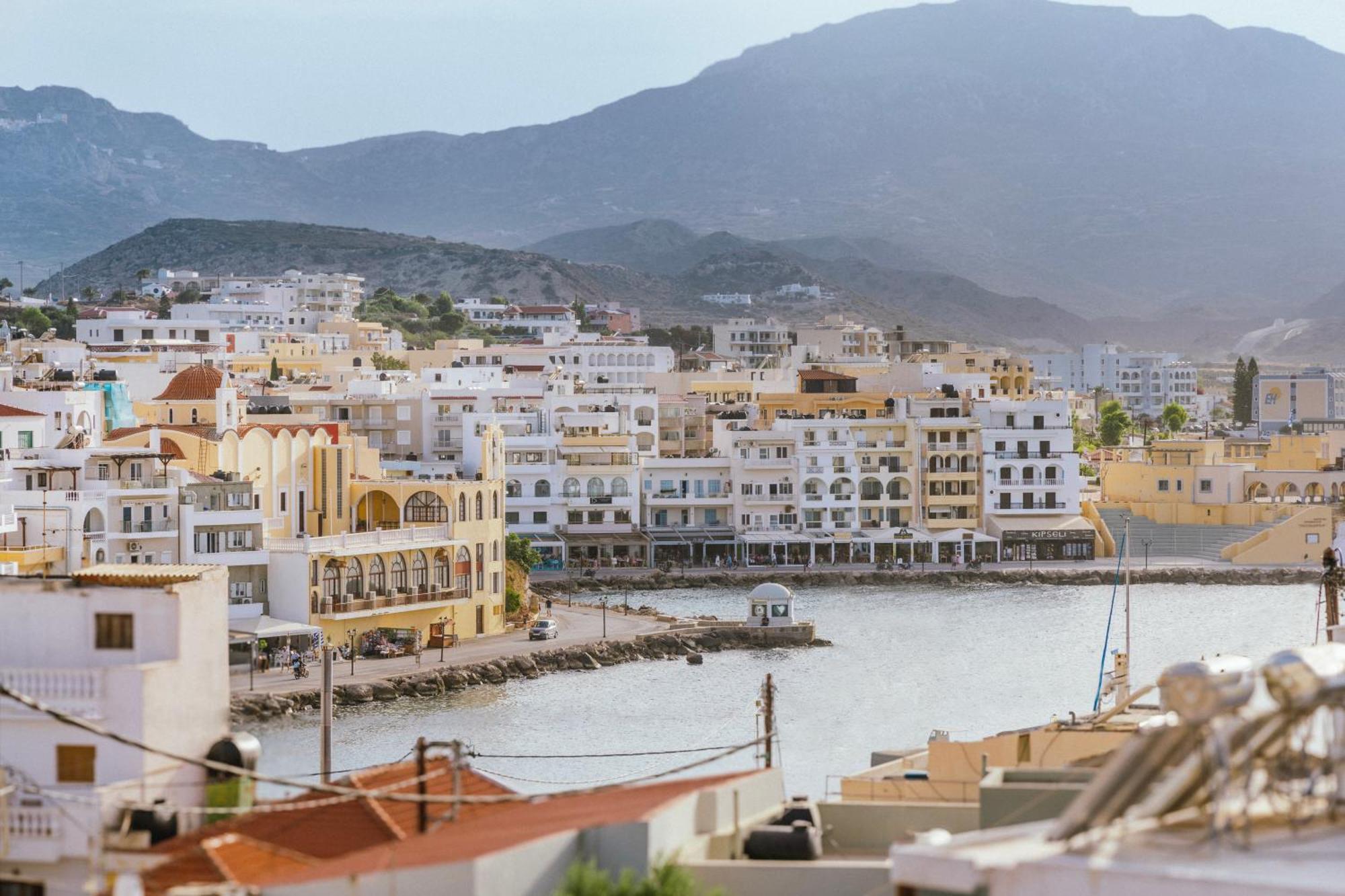 Limani Lux Apartments Karpathos Exterior foto